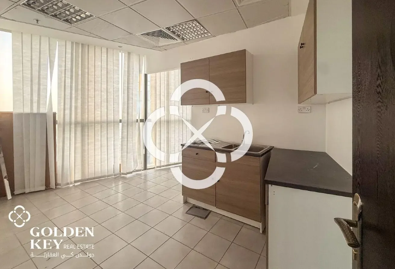High-Floor | Fitted Office Space in West Bay