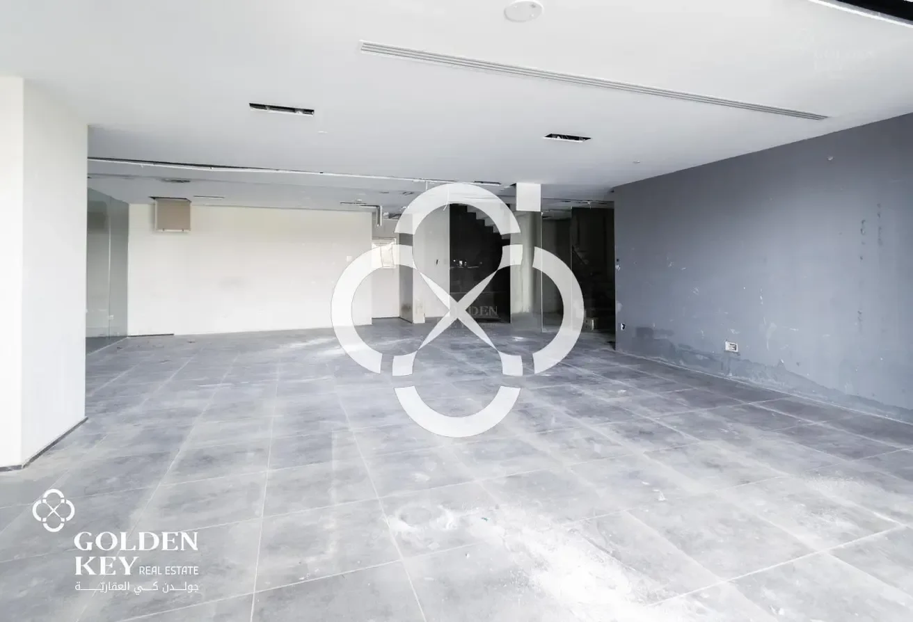 Ground Floor + Mezzanine | Coffee Shop