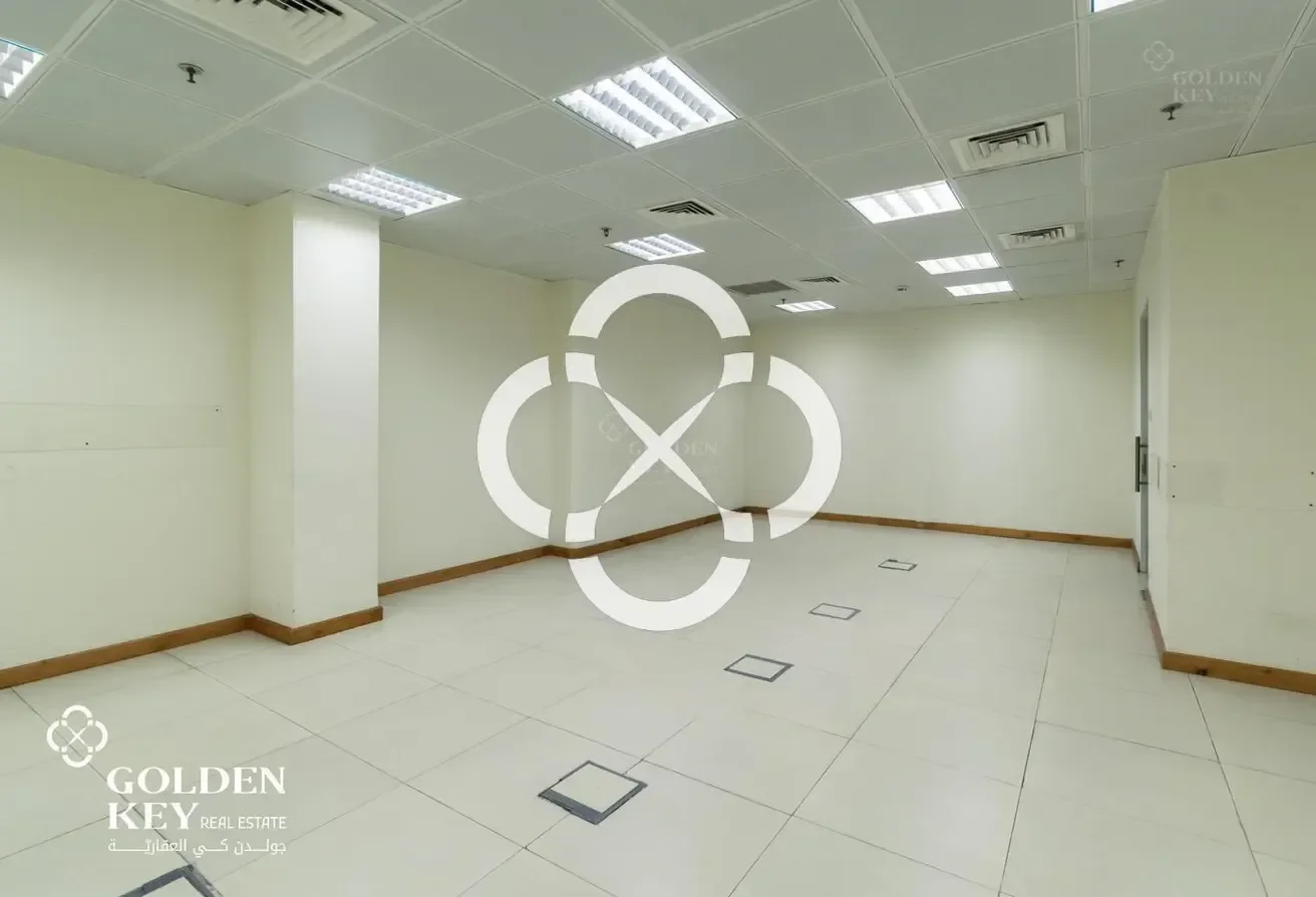 +9 Months Grace | 4 Floor Building | High Traffic