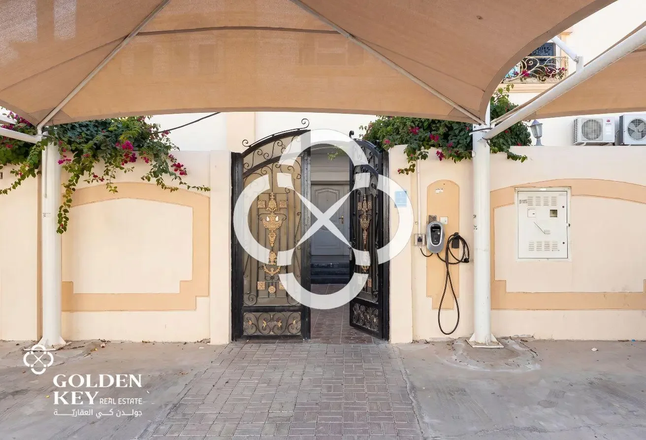 High-ROI Residential Compound with 4 Luxury Villas