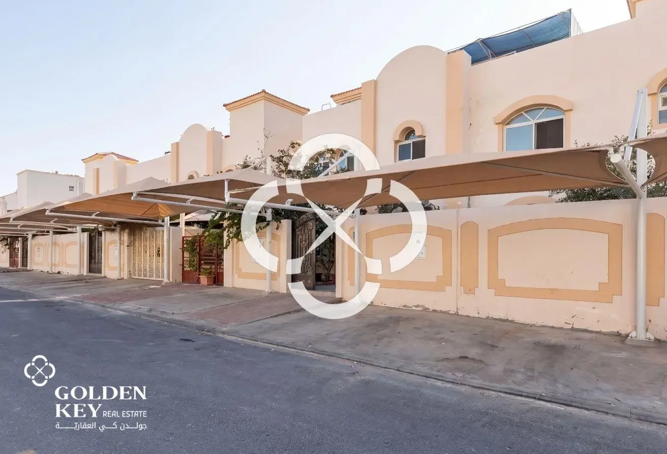 High-ROI Residential Compound with 4 Luxury Villas