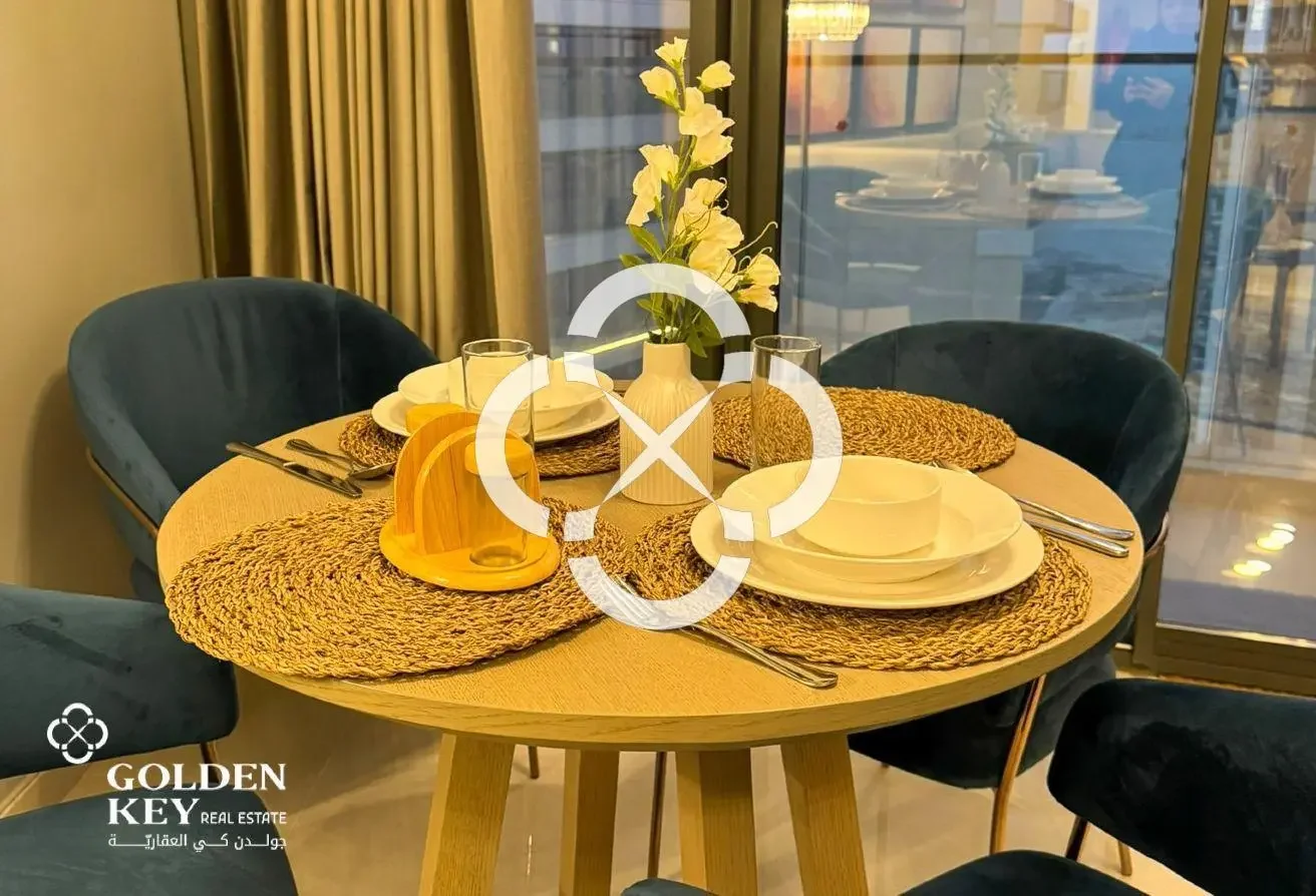 Luxury Tower | FF-2 Bedroom w/ Balcony | Sea View