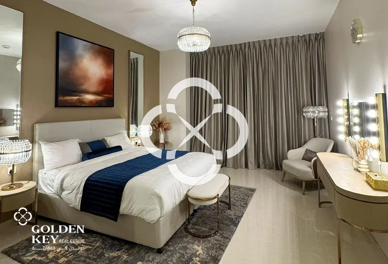 Luxury Tower | FF-2 Bedroom w/ Balcony | Sea View