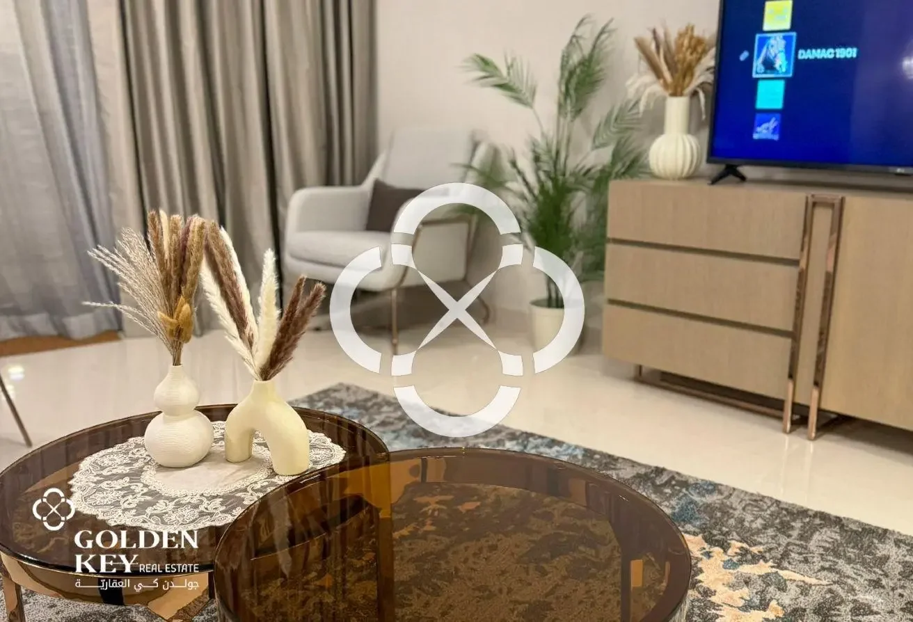 Luxury Tower | FF-2 Bedroom w/ Balcony | Sea View