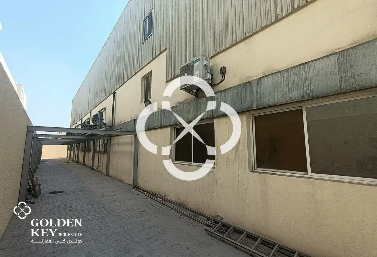 Food Store with Cooling for Sale | Industrial Area