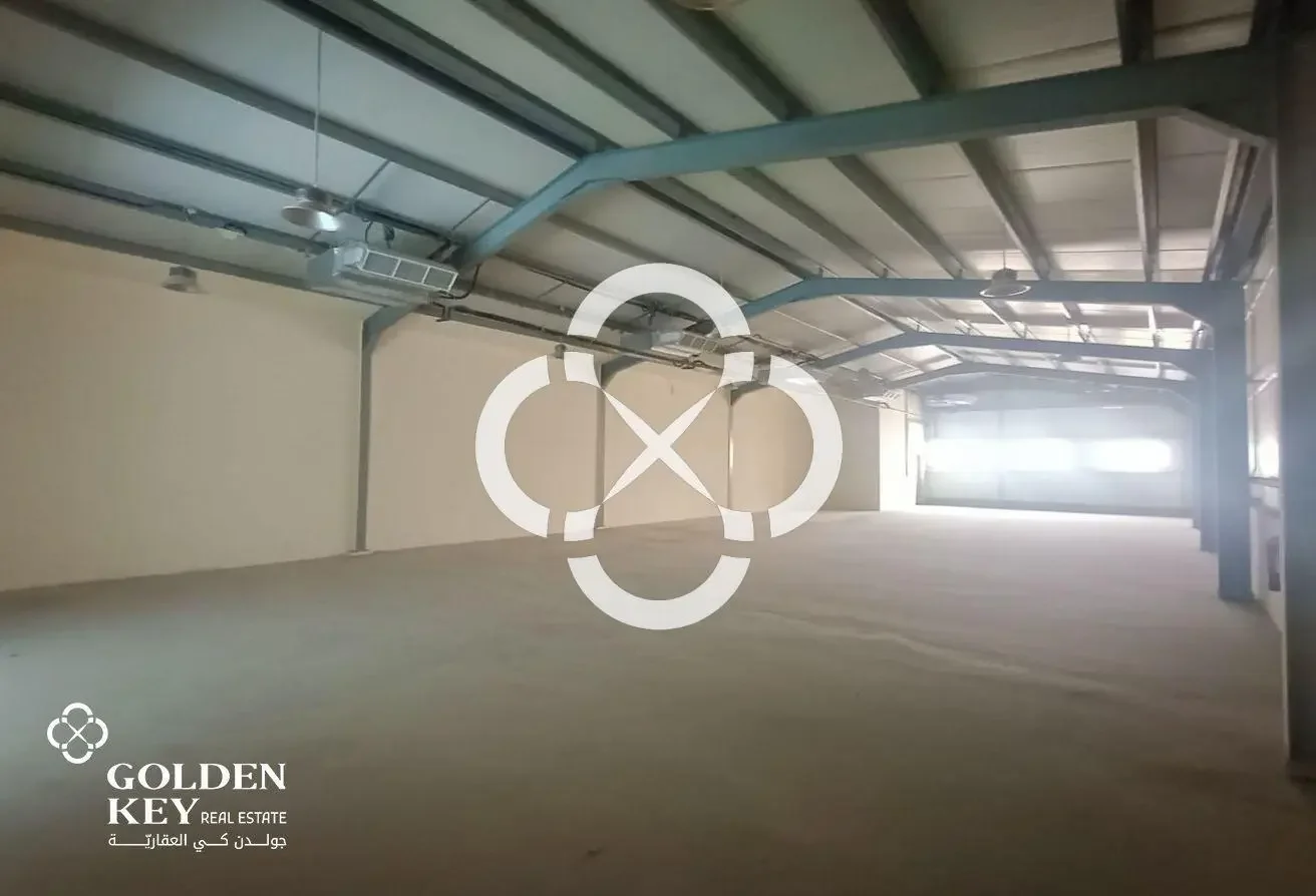 Food Store with Cooling for Sale | Industrial Area - view 3