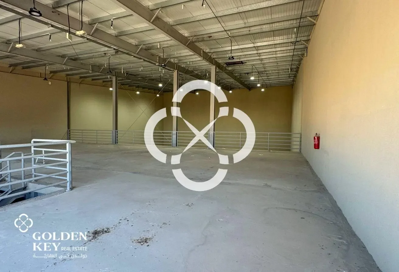 General Warehouse + Labor Camp | Logistic Area