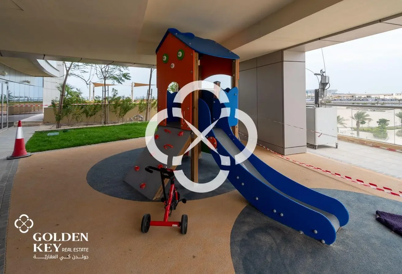 Exclusive 1BR w/ Balcony | Title Deed | Waterfront - view 3
