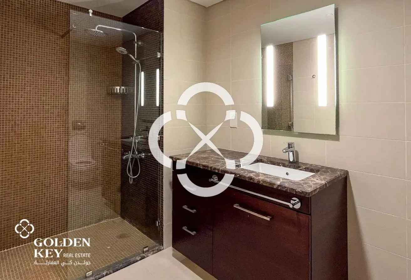 Fully Furnished 2BR with Balcony | Bills Included