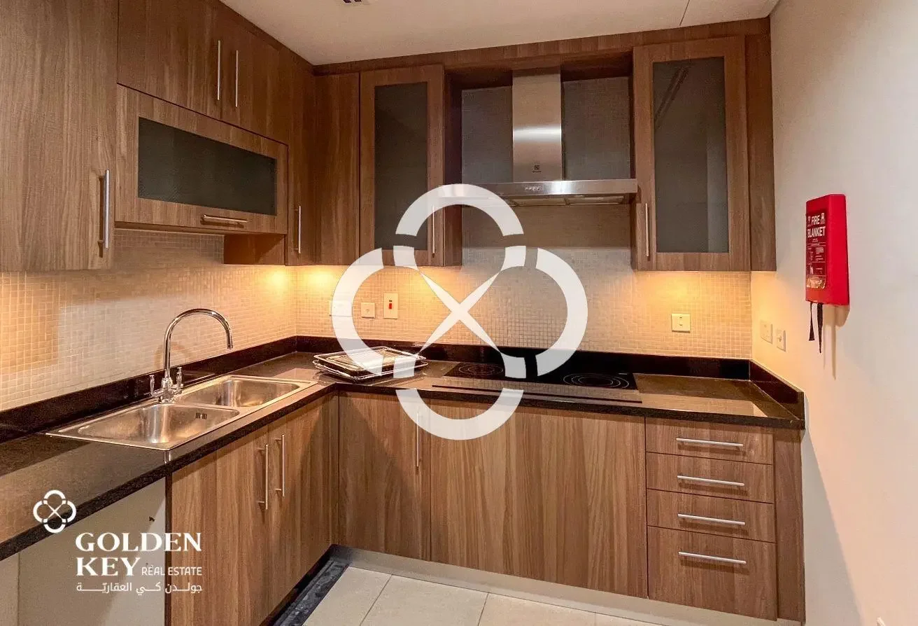 Fully Furnished 2BR with Balcony | Bills Included