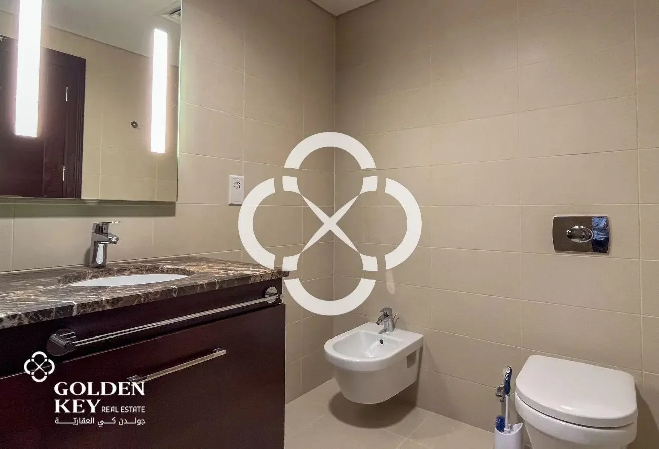Fully Furnished 2BR with Balcony | Bills Included