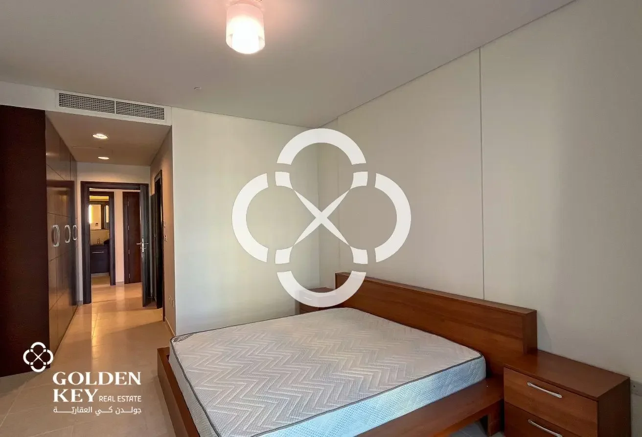 Fully Furnished 2BR with Balcony | Bills Included