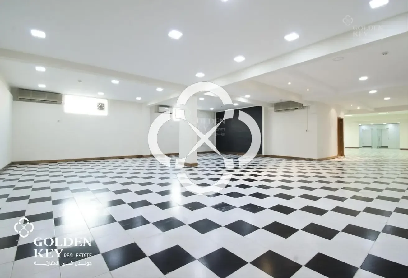 7 Offices with Different Sizes | Al Hilal