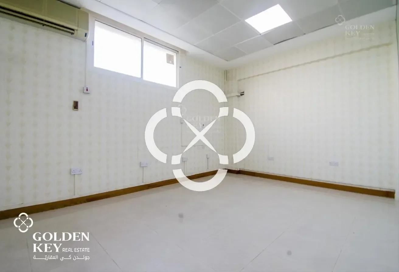7 Offices with Different Sizes | Al Hilal