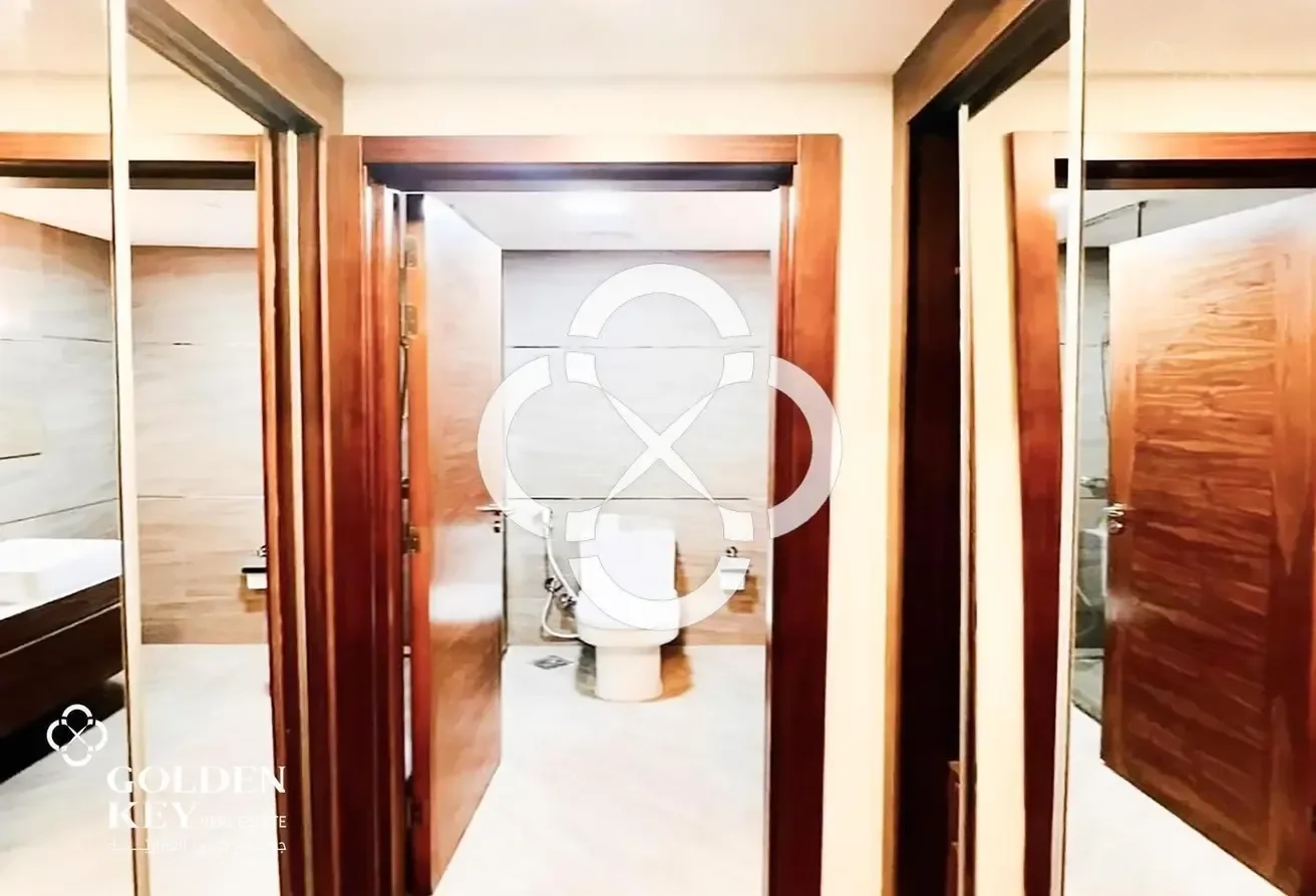 Hot Price! Large Layout | 2 Bedroom in Erkyah City