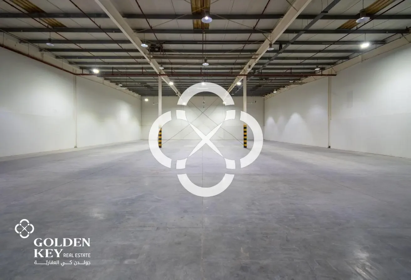 1,600 sqm | Ventilated Warehouse | Umm Salal