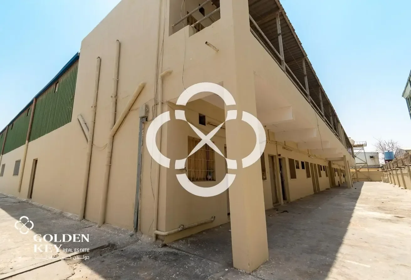 General Store + 16 Room for Rent 2500 SQM