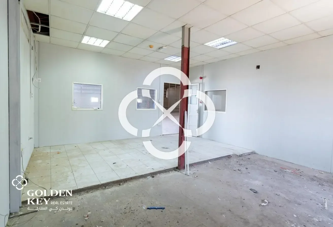 General Store + 16 Room for Rent 2500 SQM