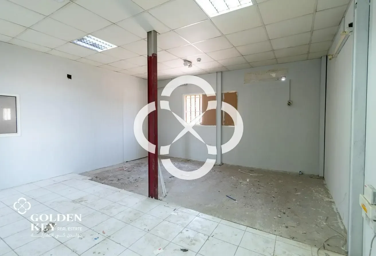 General Store + 16 Room for Rent 2500 SQM