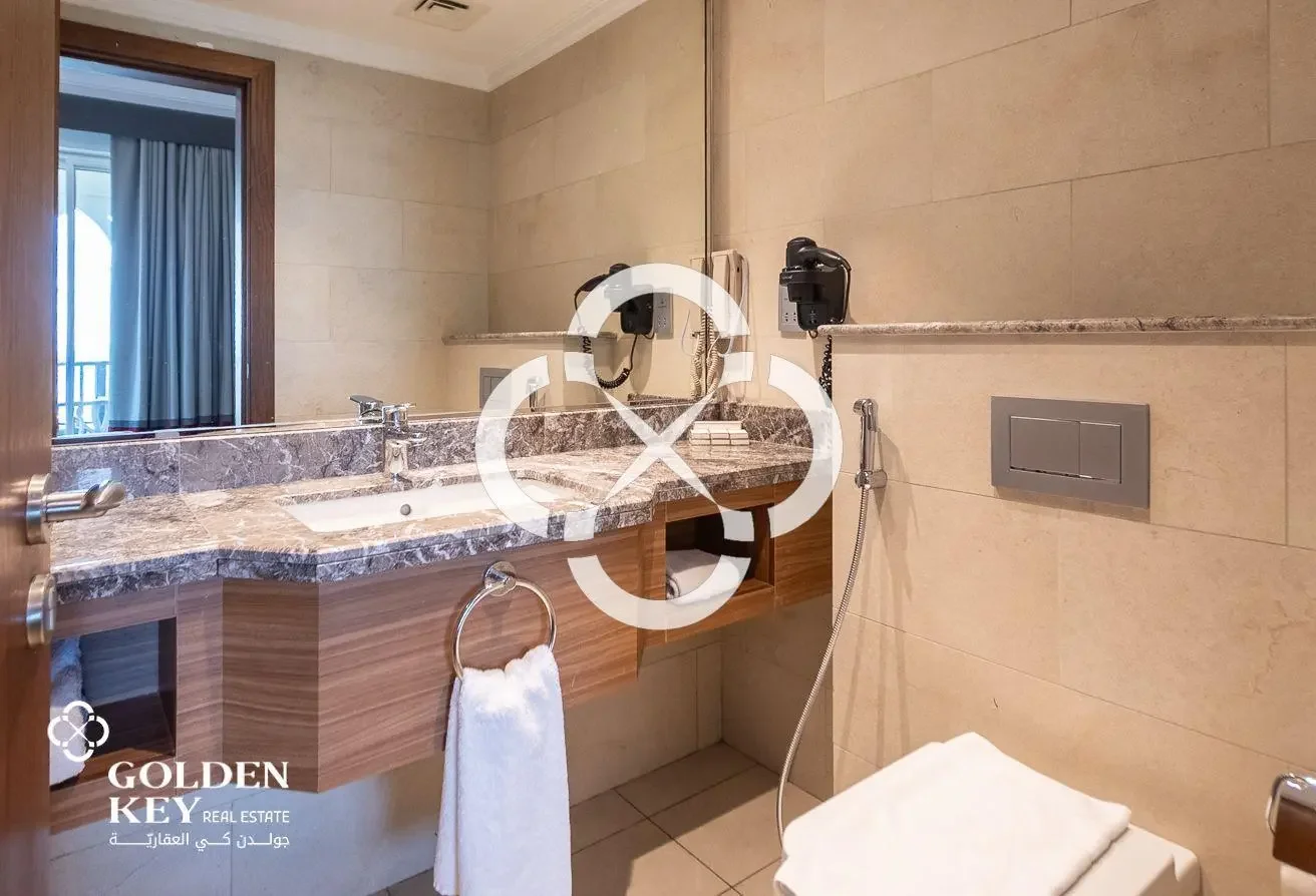 Luxury 1-BHK| Bills Included | Weekly Housekeeping