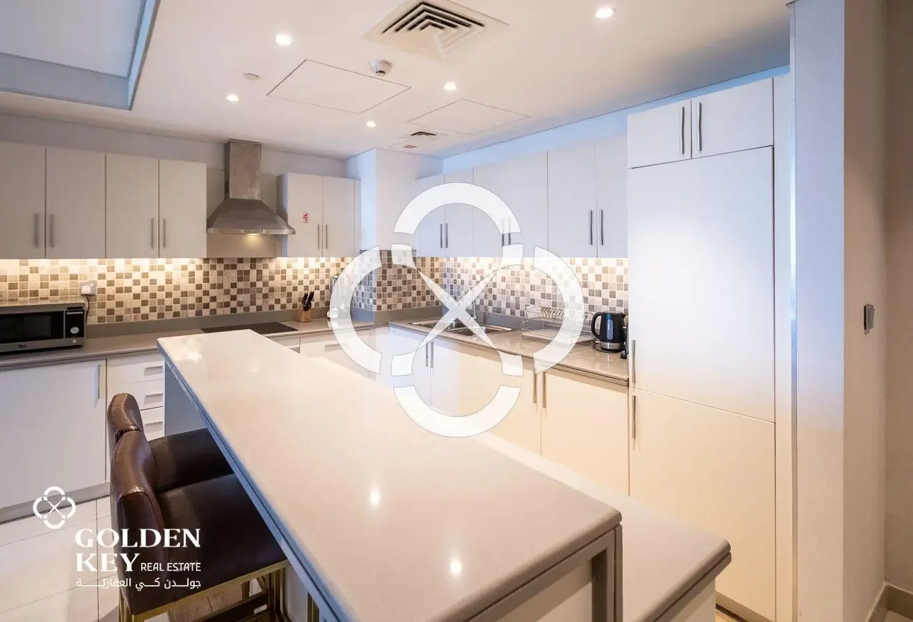 Luxury 1-BHK| Bills Included | Weekly Housekeeping