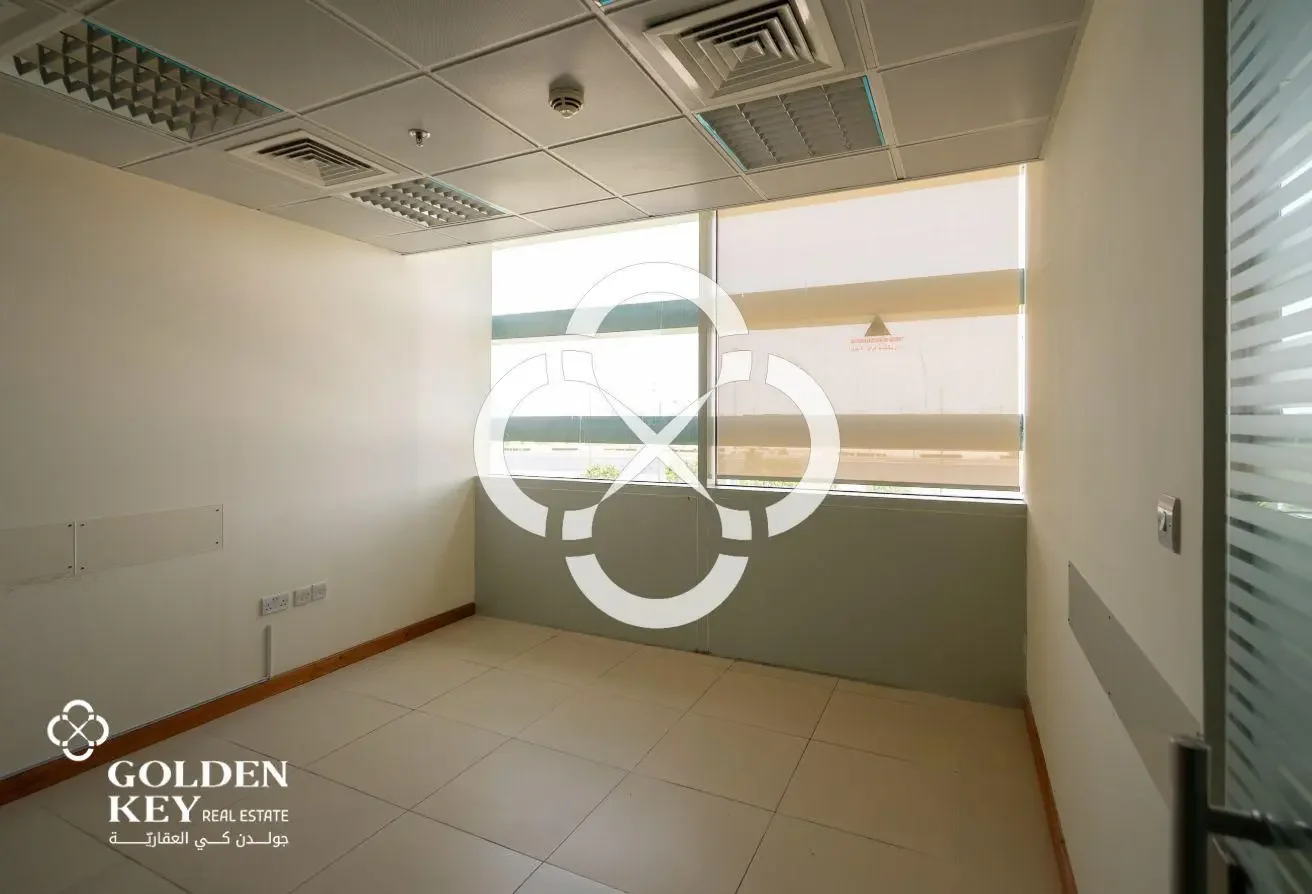 Commercial Building for Rent | 1 Year Grace Period