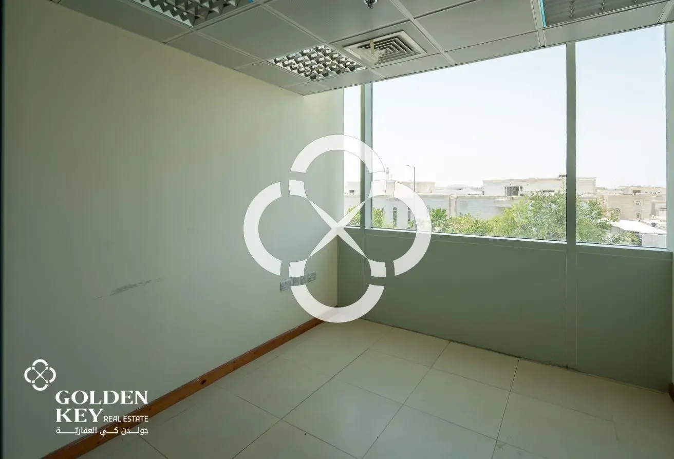 Commercial Building for Rent | 1 Year Grace Period