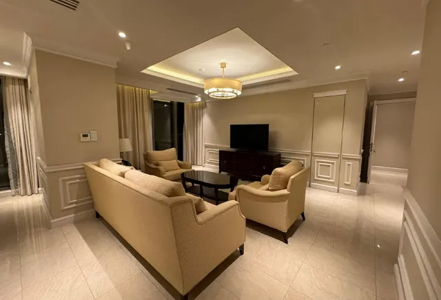 Luxurious 3 BHK | FF | West Bay