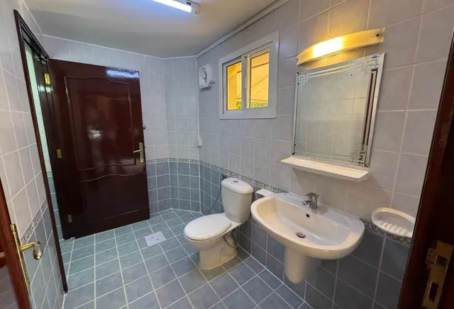Elegant 4BHK Villa - Compound - Al Waab
