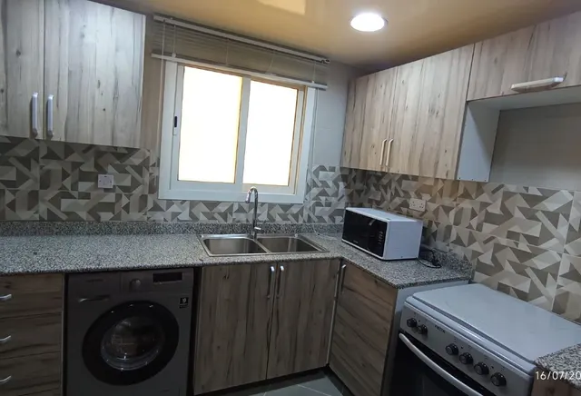 Fully Furnished 2BHK  – Prime Location Bin Omran