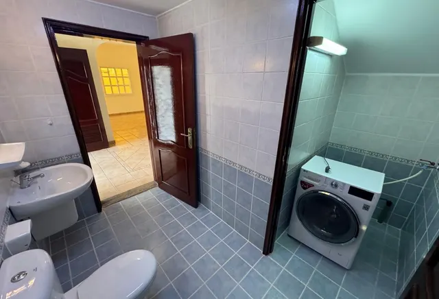 Elegant 4BHK Villa - Compound - Al Waab