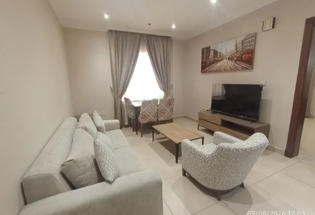 Modern 1BHK FF with Master Bedroom in Al Doha - view 3