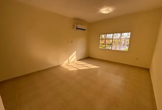 Elegant 4BHK Villa - Compound - Al Waab