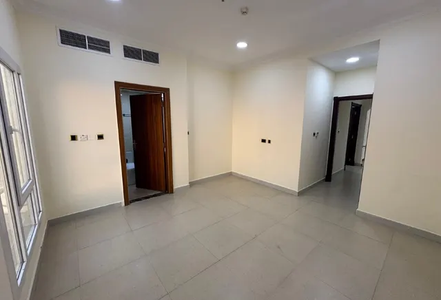 Big living space | 3 BHK | UF | Al Nasr