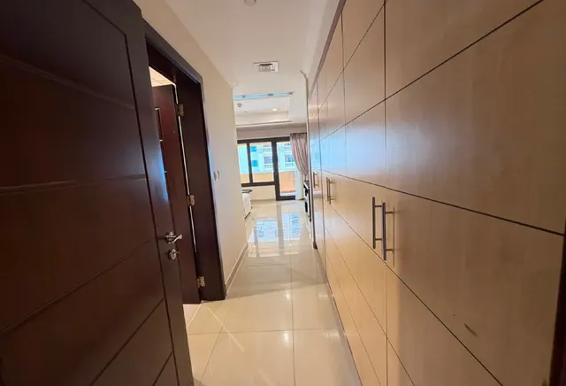 Luxurious 1 BHK+Office Apartment in Porto Arabia