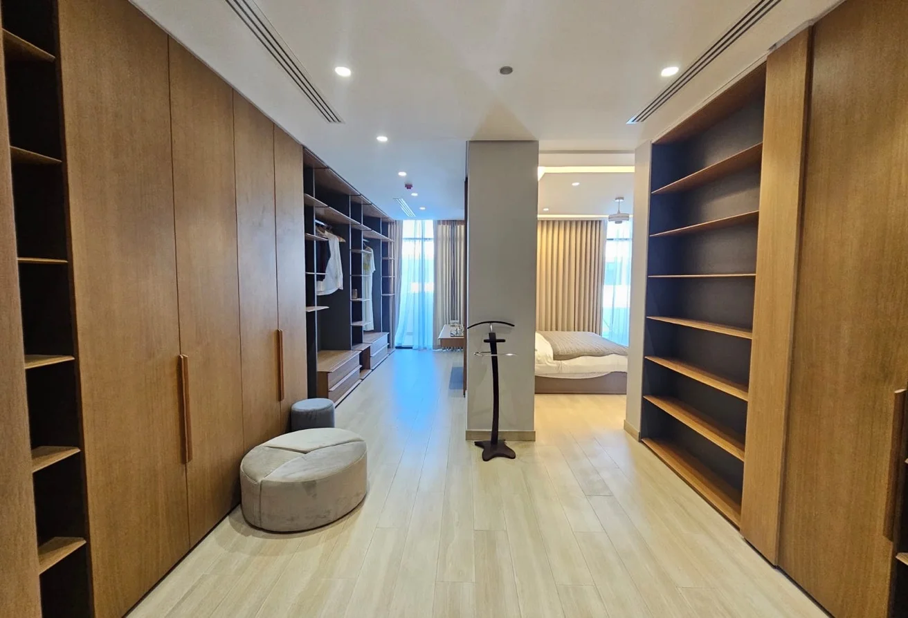 Luxury 4BHK + Maid - Unfurnished - Giardino, Pearl