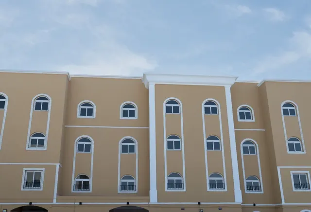 Luxurious Fully Furnished 2 BHK Apartment for Rent