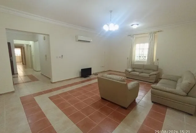 Spacious 2BHK UF with Balcony, Pool & Gym