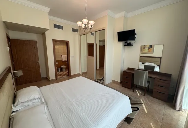 2BHK - Bills Included - West Bay