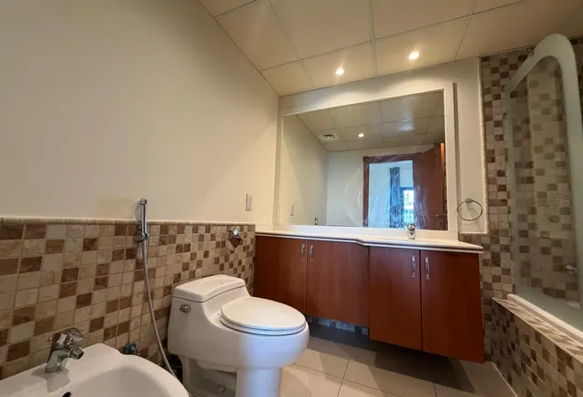 Seaview Furnished 1 Bedroom Apartment in The Pearl