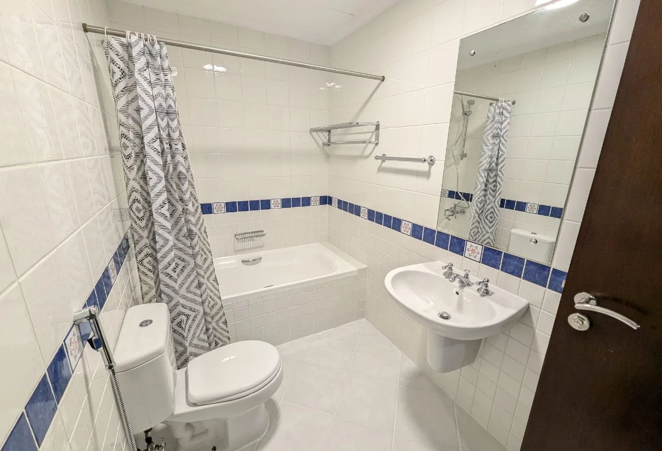 Elegant 1 BHK + Balcony | FF | West Bay