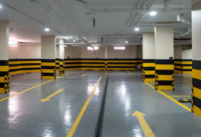 Luxurious Fully Furnished 2 BHK Apartment for Rent