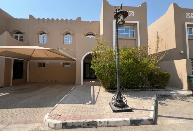 4BHK Villa - Semi Furnished - Al Waab
