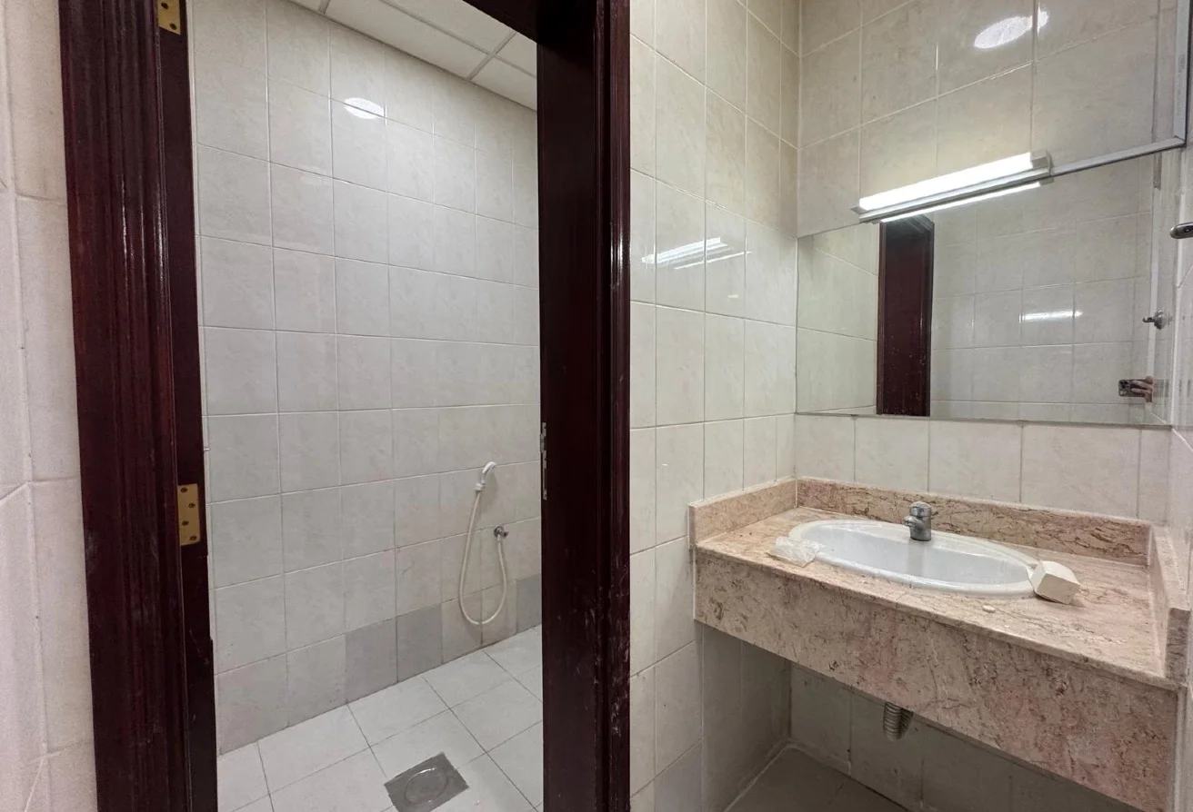 Spacious 3 BHK Compound Villa in Al Thumama