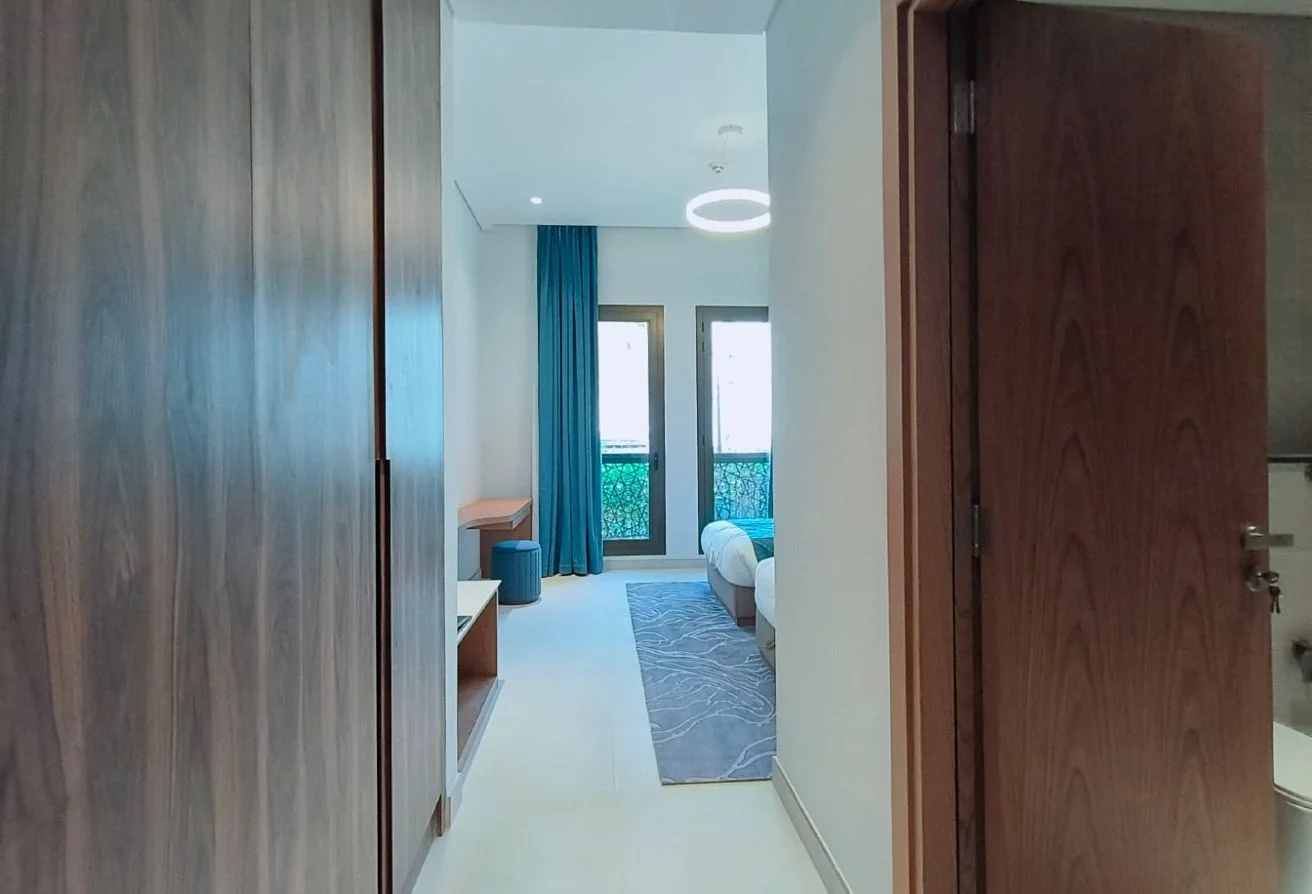 Discover Luxury Living| 1BR | The Pearl, La Plage