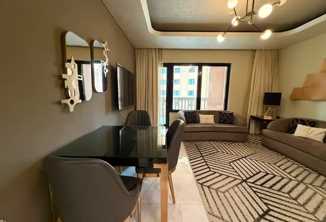 Luxurious 1 BHK+Balcony Apartment in Porto Arabia