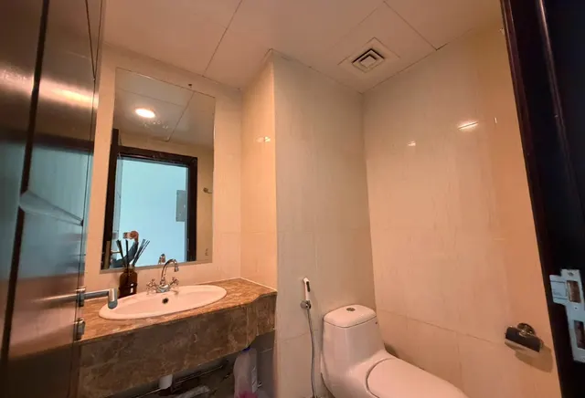 Spacious 1 BHK Apartment in Porto Arabia,The Pearl