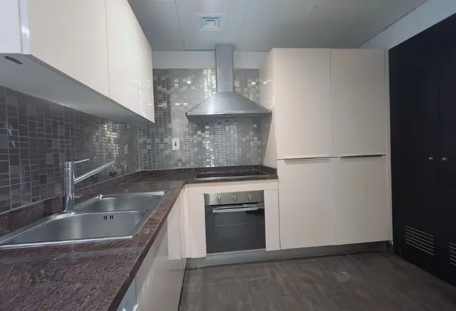 1 Bedroom Apartment for Rent| SF | in Porto Arabia