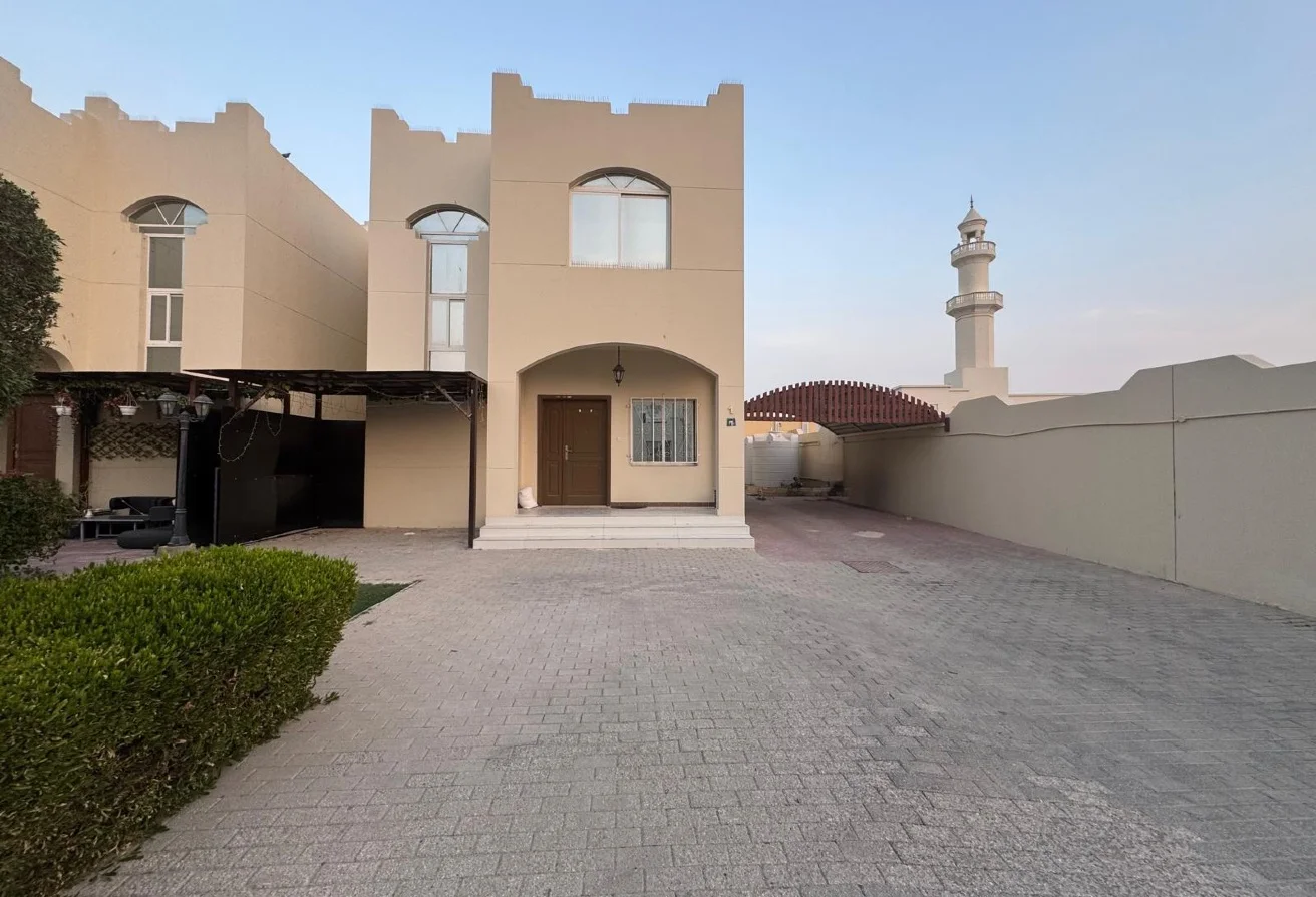 Spacious 3 BHK Compound Villa in Al Thumama