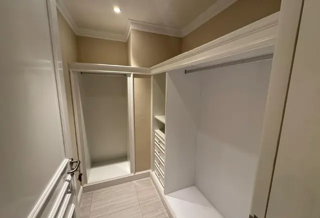 Luxurious 3 BHK | FF | West Bay